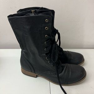 Target women’s combat boots size 9
